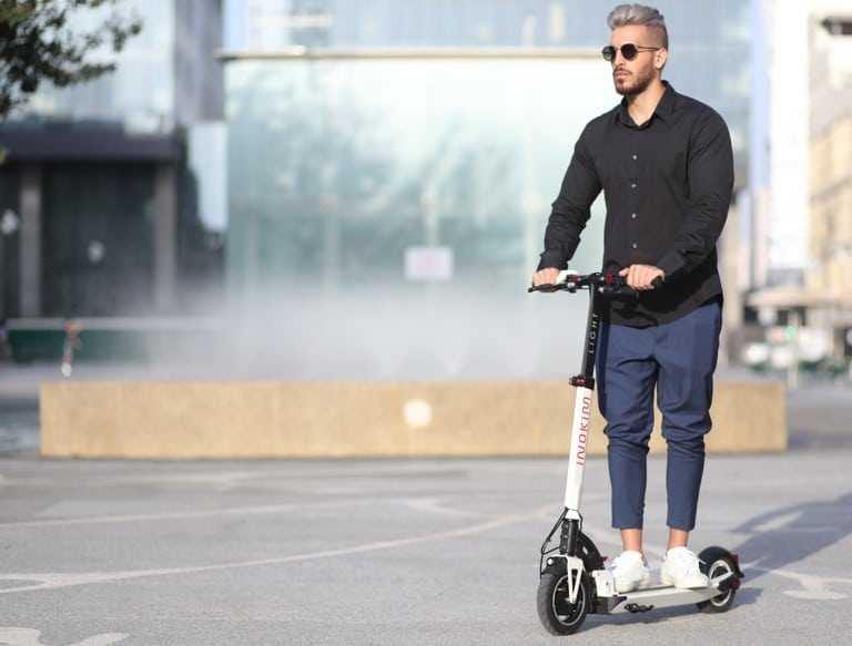 Welcher Elektro-Scooter ist f&uuml;r die Schweiz zugelassen?